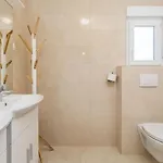 Mira By Interhome