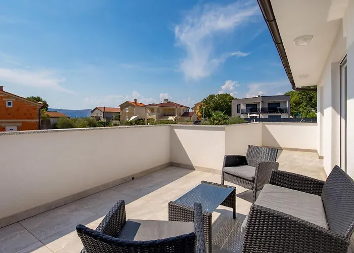 Tatil Evi Mira By Interhome Pinezići