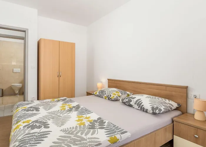 Tatil Evi Mira By Interhome Pinezići