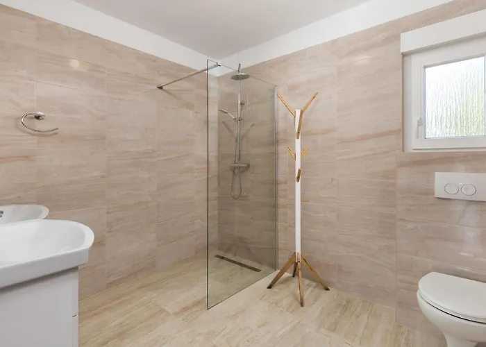 Tatil Evi Mira By Interhome Pinezići